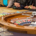 Is online slot gameplay different from land-based slot play?